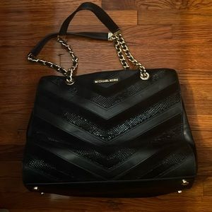 Michael Kors Chevron shoulder bag